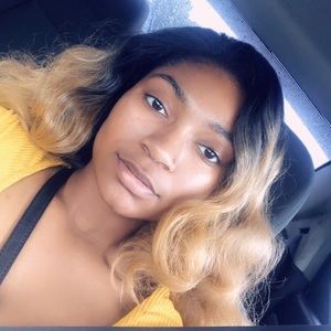 Meet your Posher, Liv